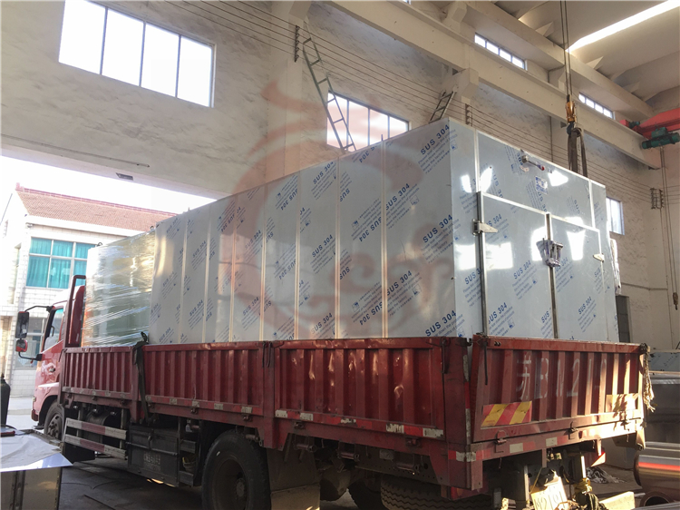 CT-C-非标型热风循环烘箱的发货现场